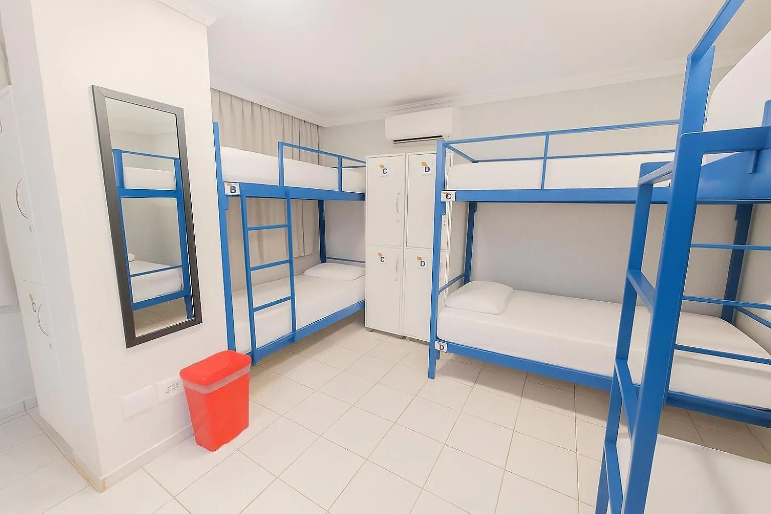 Joy Hostel & Suites Brasília Brasilien