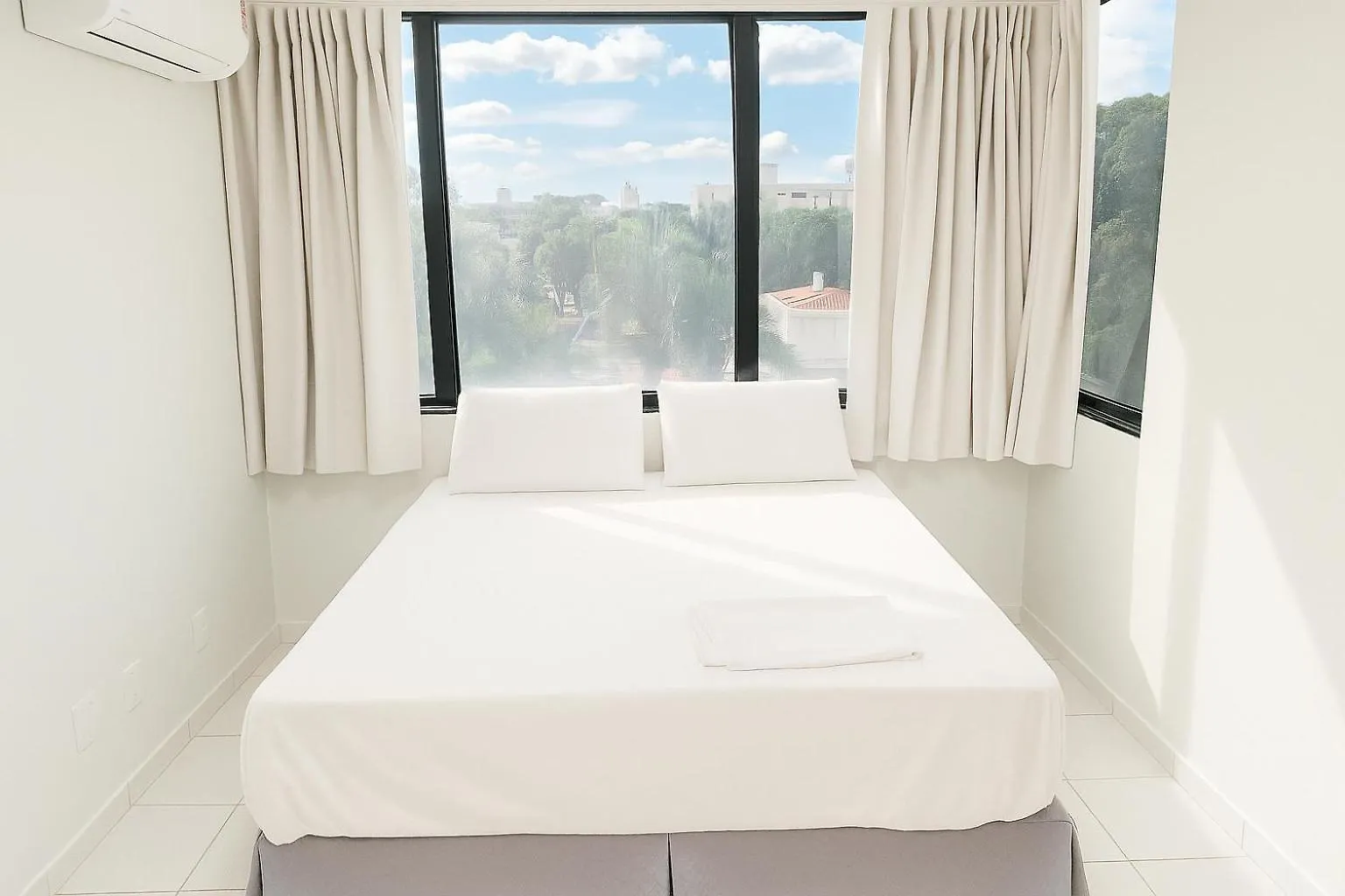 Joy Hostel & Suites Brasília